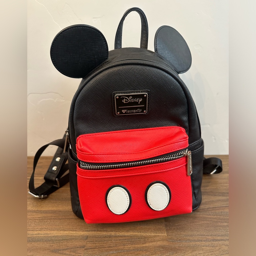 Loungefly Mickey backpack